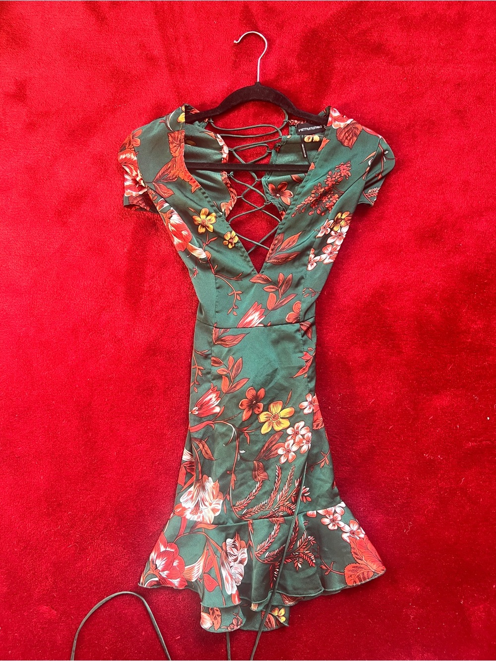 PrettyLittleThing Green Floral Lace-Up Mini Dress Size 2